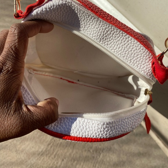 White cherry purse with matching earrings. - Picture 5 of 8